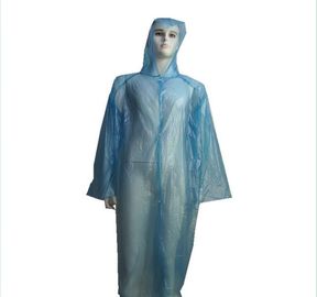 Vestidos plásticos disponibles materiales suaves del PE para la agua/aceite/la prevención de la sangre