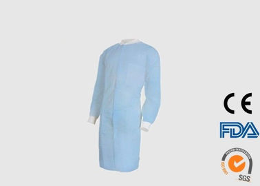 China Ropa protectora del laboratorio disponible, desgaste protector disponible resistente flúido fábrica
