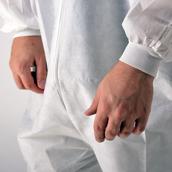 Ropa protectora médica disponible no irritante, vestidos de funcionamiento disponibles
